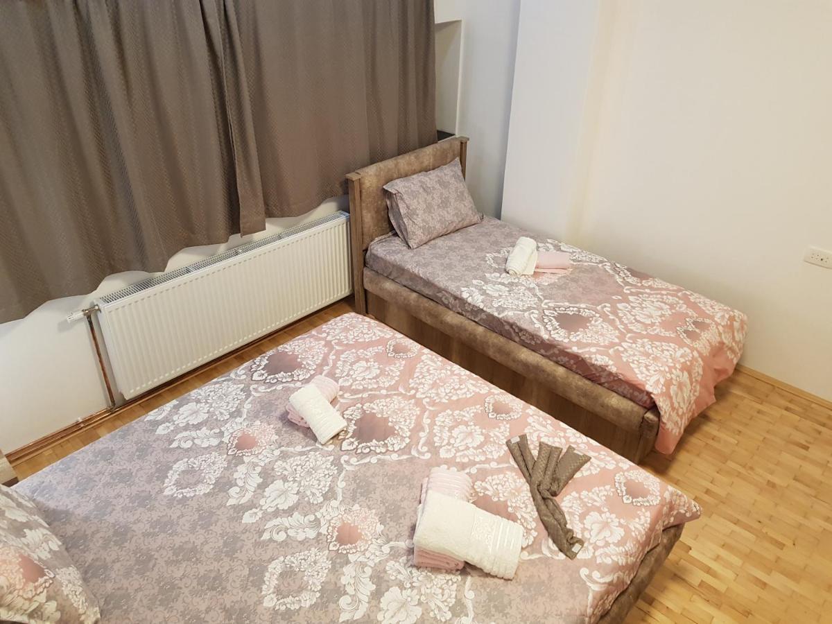 Prishtina Newborn Abc Room Pristina Buitenkant foto