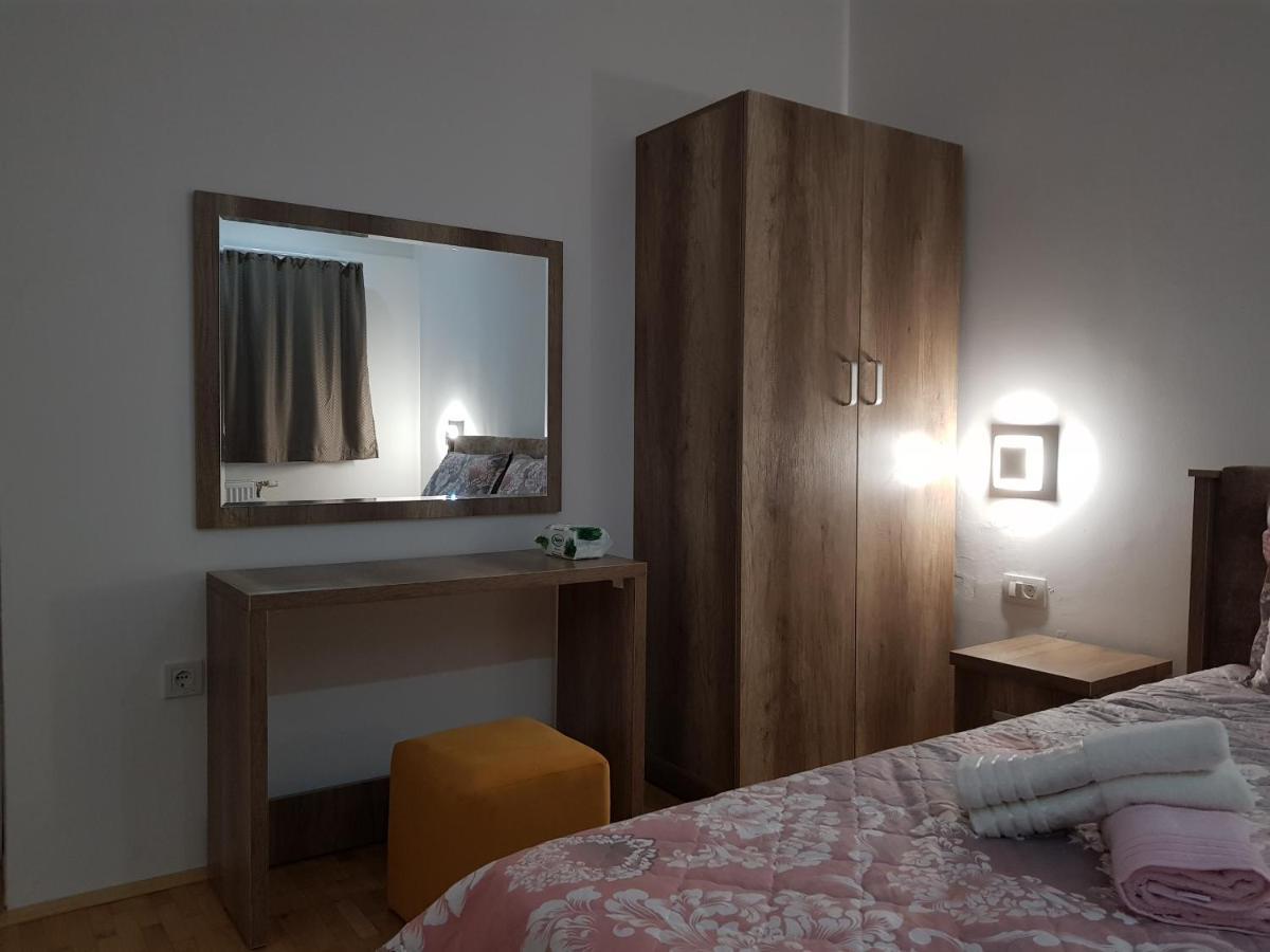 Prishtina Newborn Abc Room Pristina Buitenkant foto