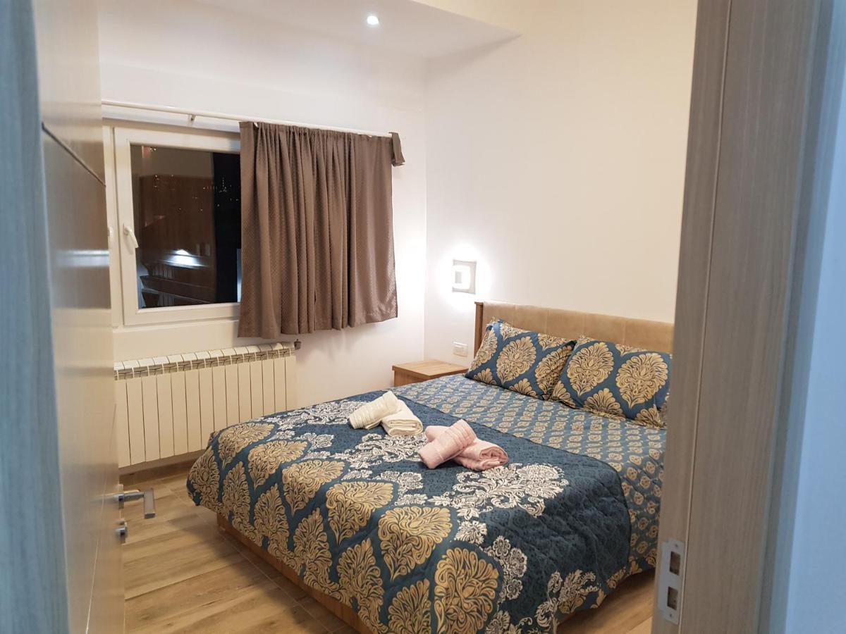 Prishtina Newborn Abc Room Pristina Buitenkant foto